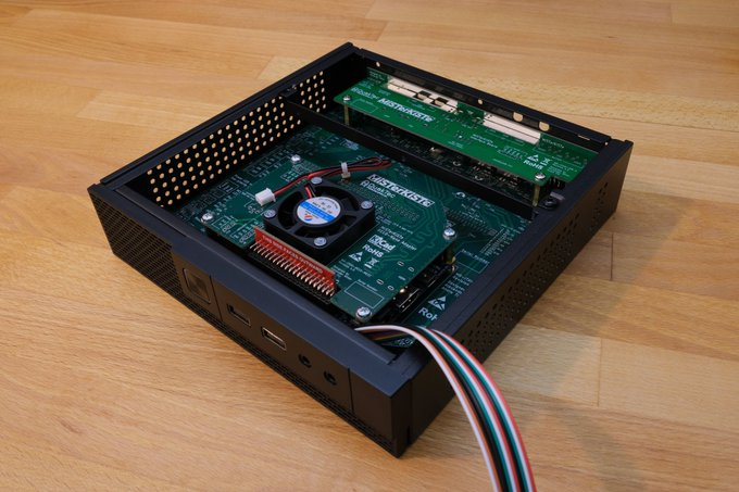 MiSTerKiSTe PCB in ITX case